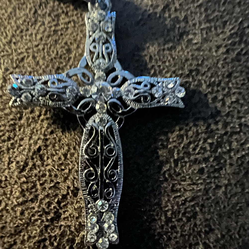 Cookie Lee Silver-Tone Filigree Cross Necklace with Clear Crystals - Picture 4 of 9